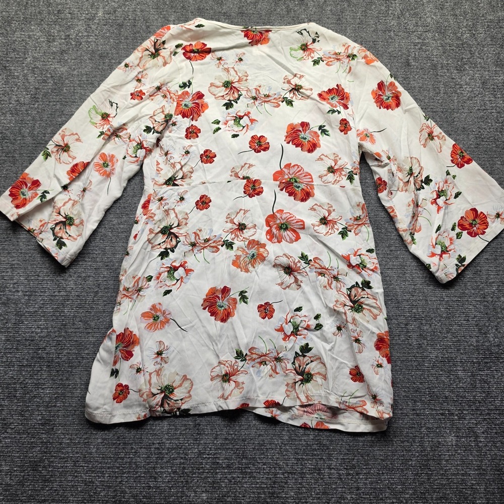Papillon Blanc Poppy Floral Kimono Tunic Top Womens M Split Front Pearl Accent - Picture 8 of 9